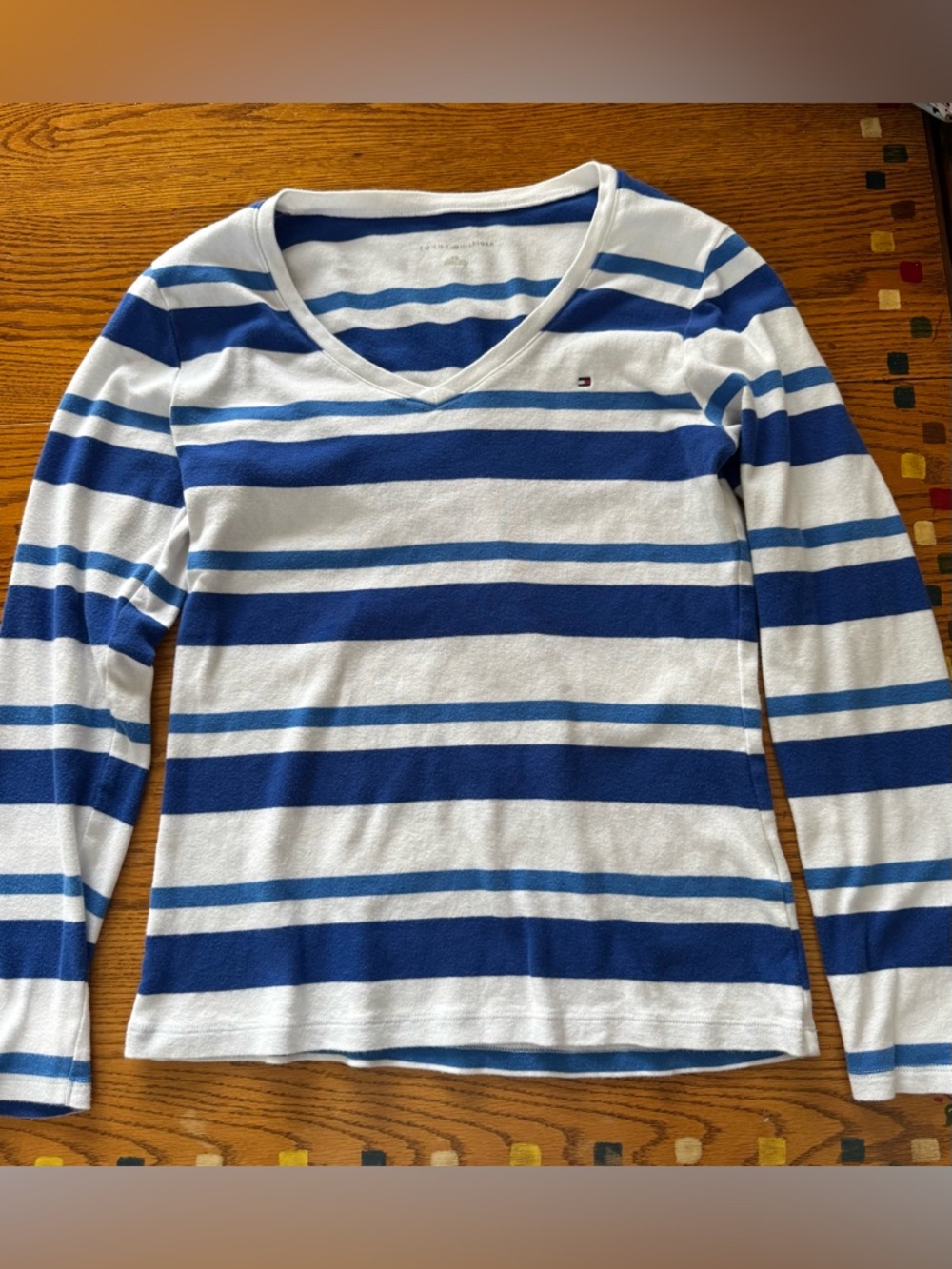 Tommy Hilfiger White and Blue Striped V-Neck Long Sleeve Top